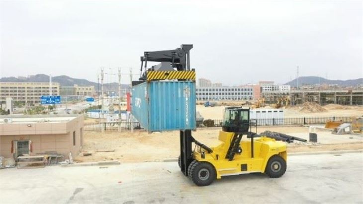 45 Ton High Lift Diesel Forklift STACKER