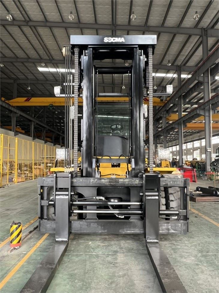 15 Ton Heavy Duty Forklift Container Handler